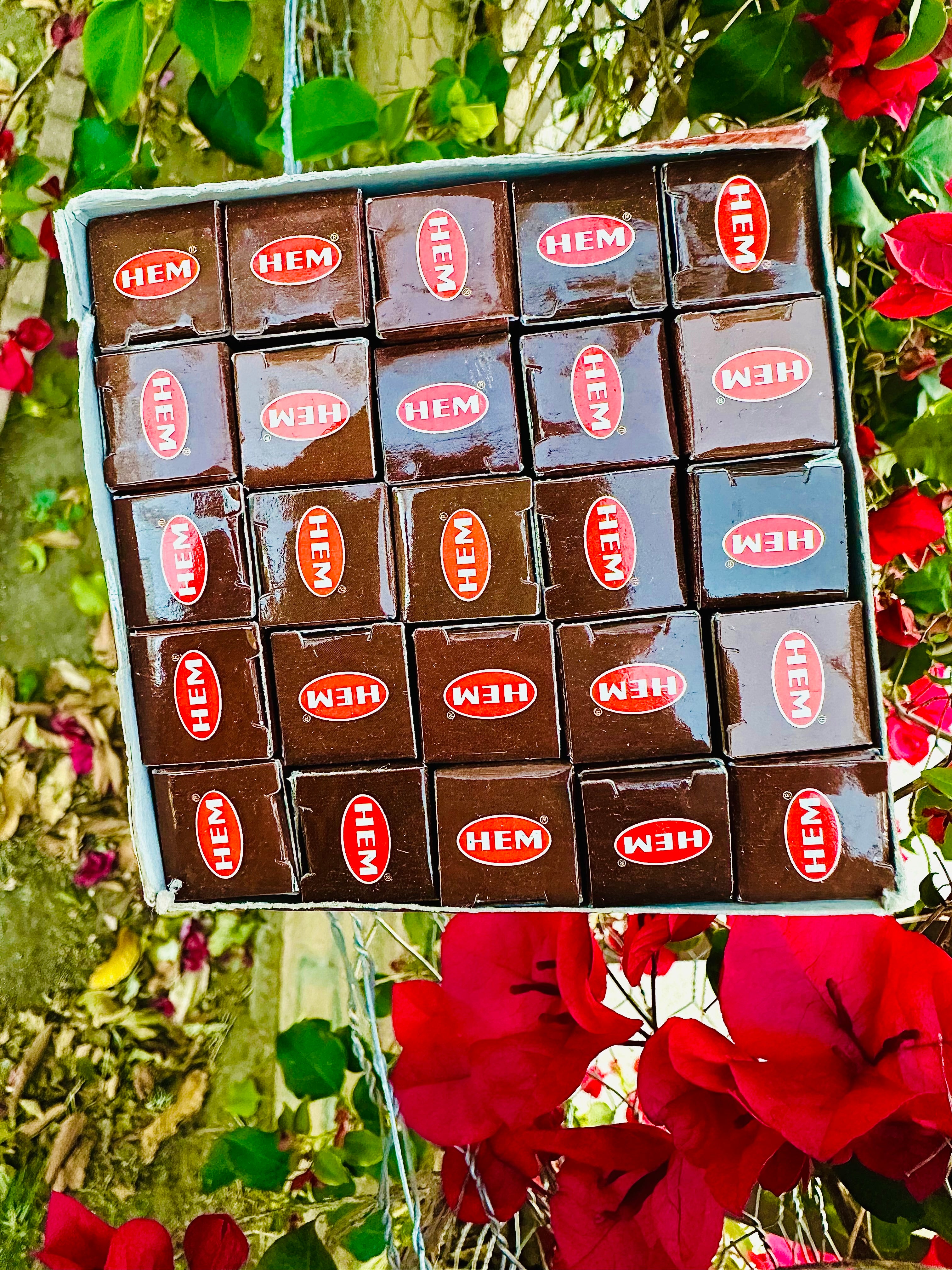 Amber-Sandal Incense (Ámbar y Sándalo Incienso) Sticks or Pack